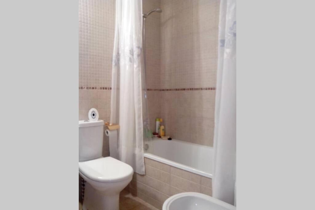Bonito Apartamento De 3 Hab. Con Jardin Росес Екстер'єр фото